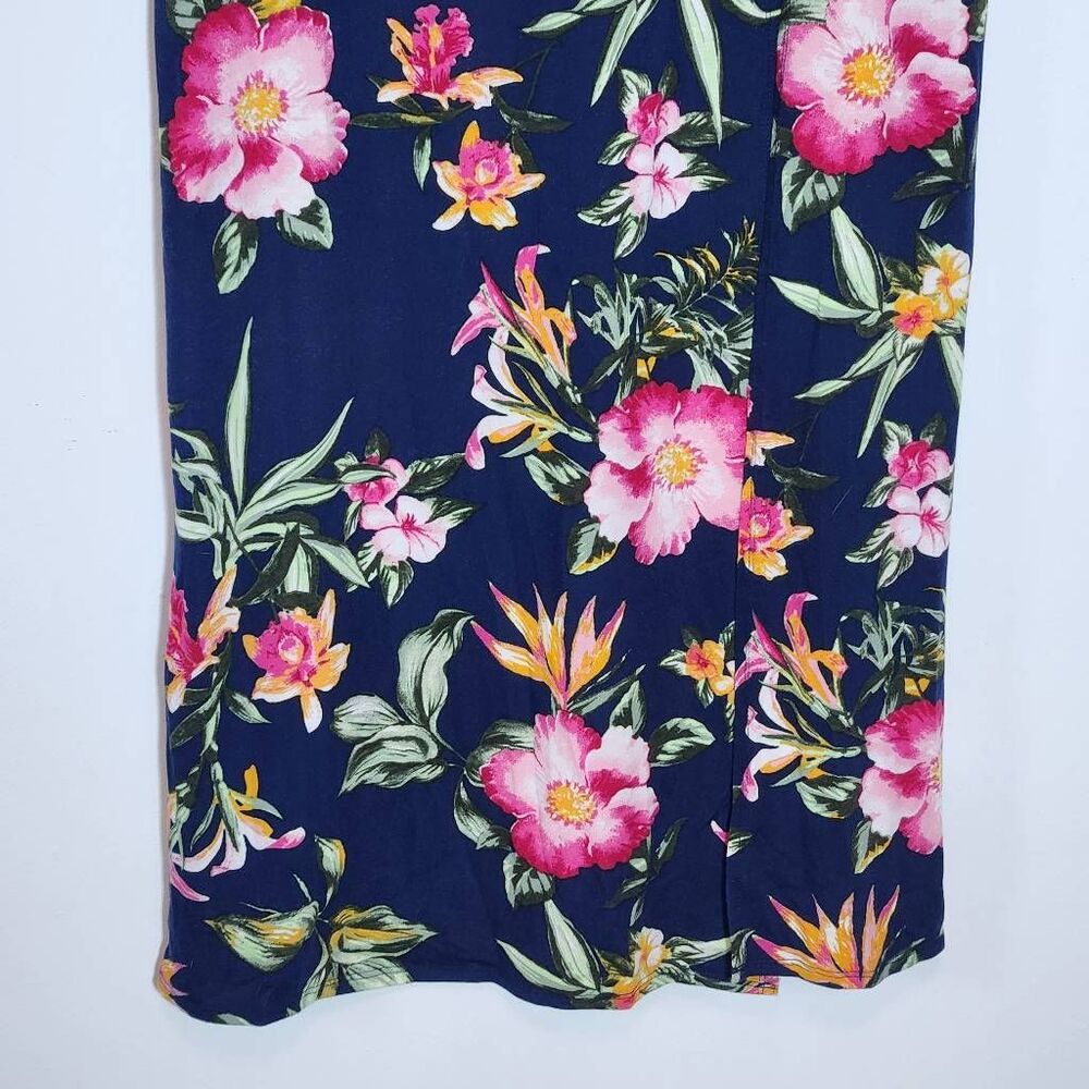 Derek Heart Navy Floral Maxi Dress with Shorts Underneath NWOT Size Large - Picture 4 of 9